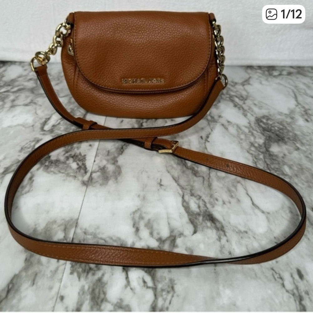 Michael Kors Bedford Flap Small Crossbody Leather Bag in Camel‎